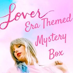 ULTIMATE LOVER ERA SWIFTIE MYSTERY BOX!!